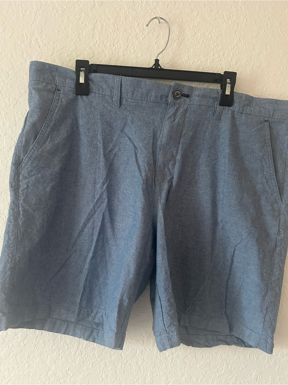 Men's Chambray Flat Front Shorts - Blue